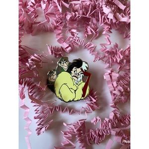 Disney Villain Pin😈
